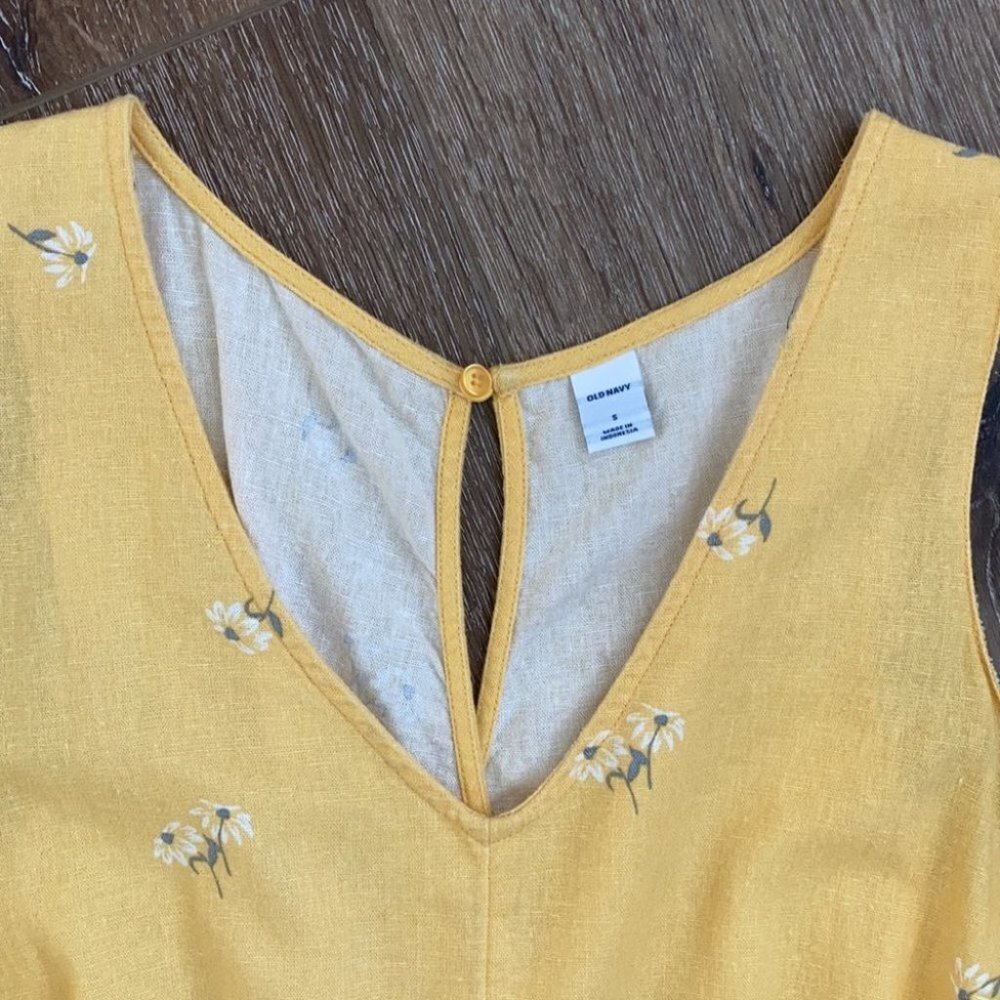 Old Navy Yellow Floral Linen Blend V-Neck Romper - Picture 5 of 6